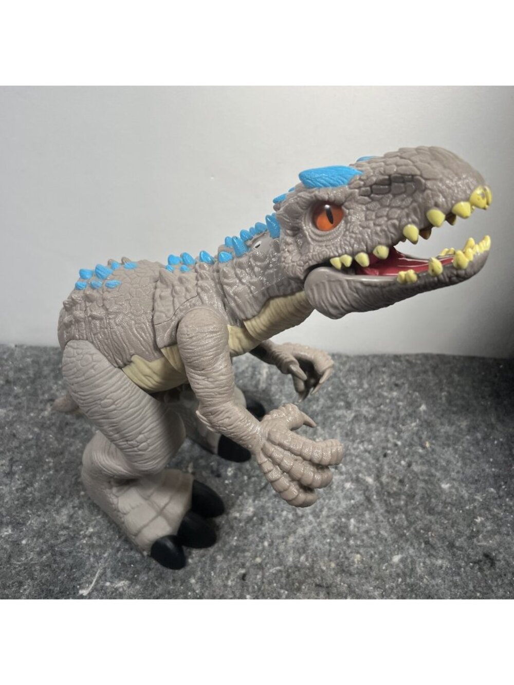 Jurassic World Thrashing Indominus Rex Imaginext 2020 GMR16 Mattel